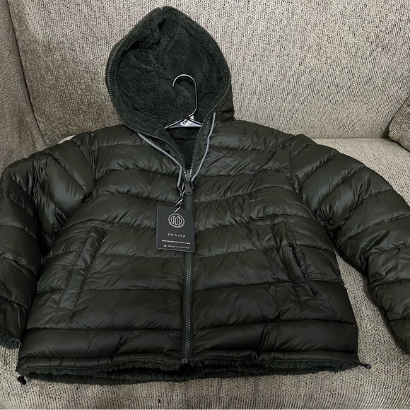 Bernardo Women’s Reversible Hooded Puffer Jacket Size Medium - Picture 2 of 4